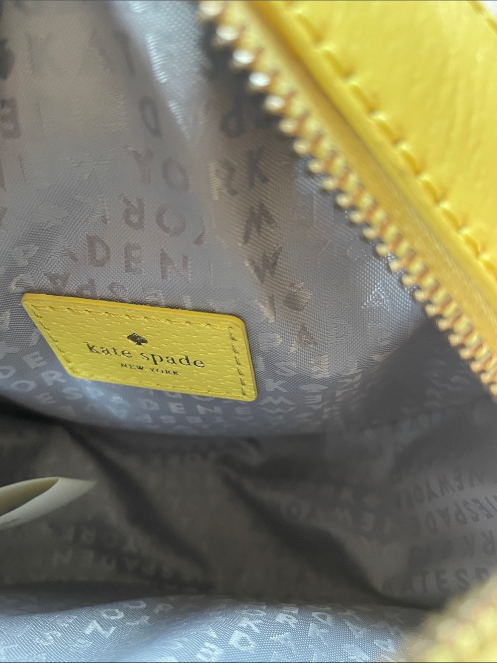 kate spade Yellow Lemon Slice Crossbody - Round Glitter Shoulder Bag - Picture 3 of 4